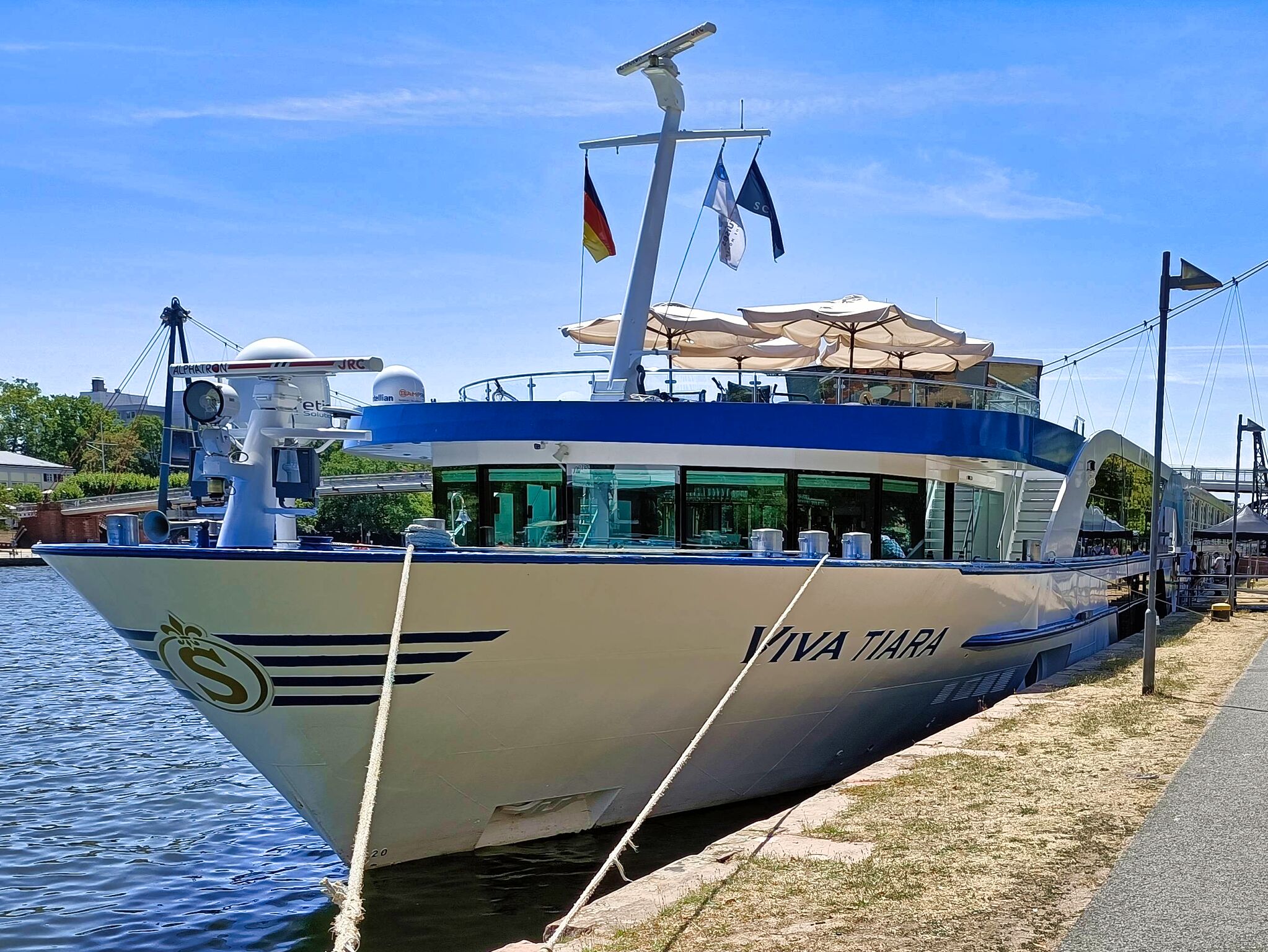 VIVA Tiara auf dem Main